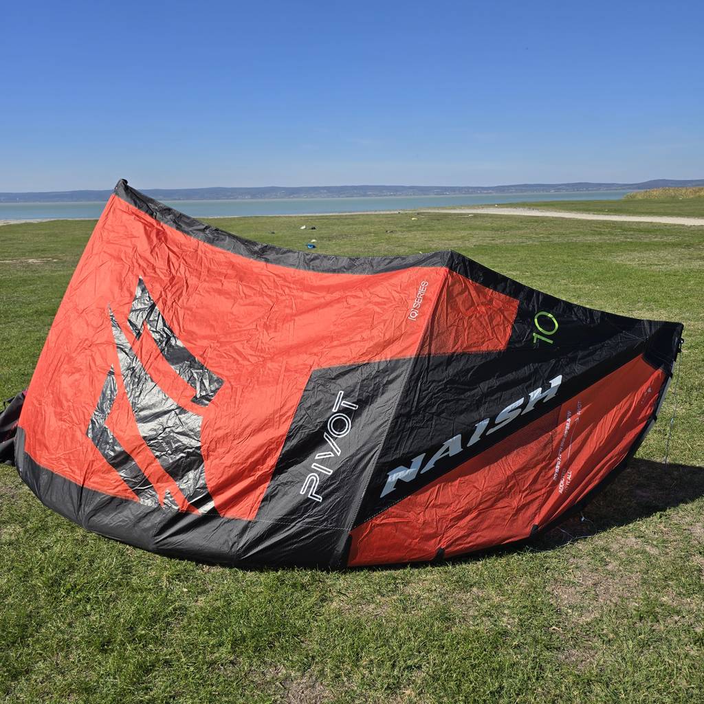 Gebraucht Naish Pivot [Q]Series 2026 Kite 10 m² Red_3