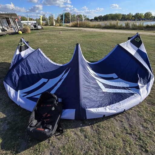 [KBKI-PSY26-NB00012-GEB01] Gebraucht Naish Psycho [Q]Series 2026 Kite 12 m² Navy Blue