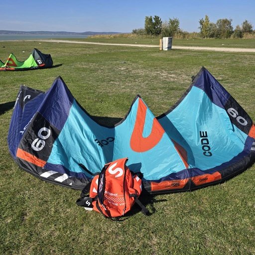 [P0119041-9m-Blue-GEB01] Gebraucht Slingshot Code V2 2025 Kite 9m Blue